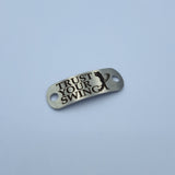 Motivational Shoe Tag for a golfer with the wording Trust your swing